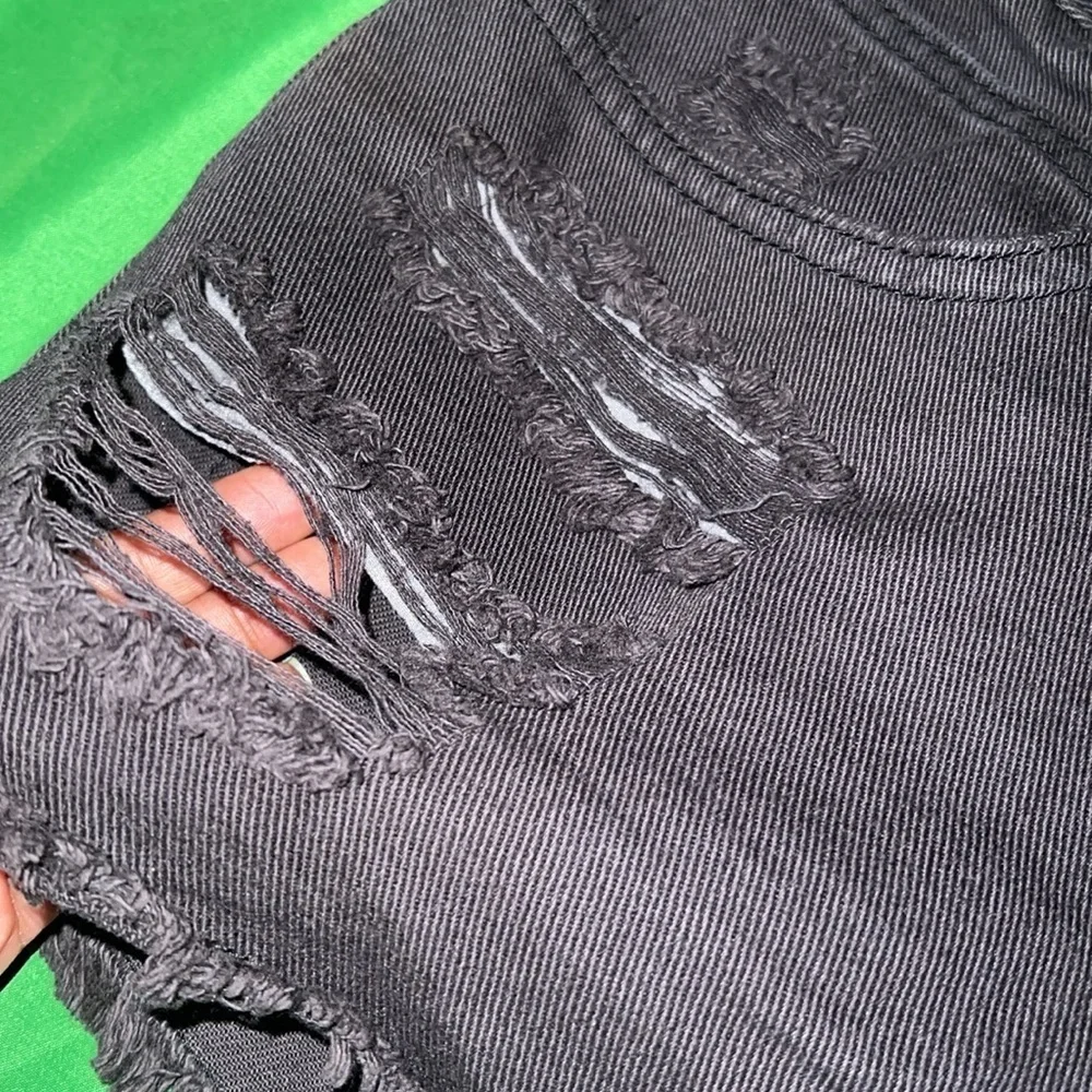 Billabong Black Distressed Jean Shorts size 28